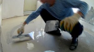 Заливаю наливной пол с минимальным слоем