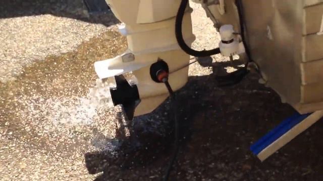 Evinrude Etec 30hp How To Flush Properly смотреть онлайн
