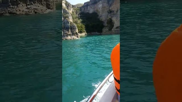 Прогулка на катере по Чиркейскому водохранилищу ( Дагестан ) смотреть онлайн