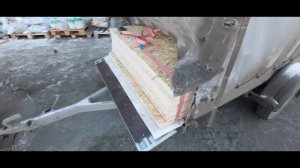 Загрузка прицепа МЗСА 817704.012 ОСБ плитой