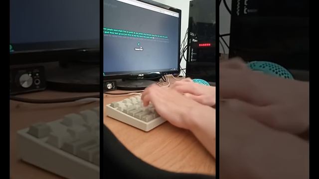 245 wpm monkey type handcam смотреть онлайн