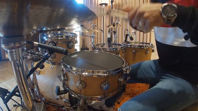 24 K MAGIC | BRUNO MARS |cover Iván San Miguel ISM смотреть онлайн