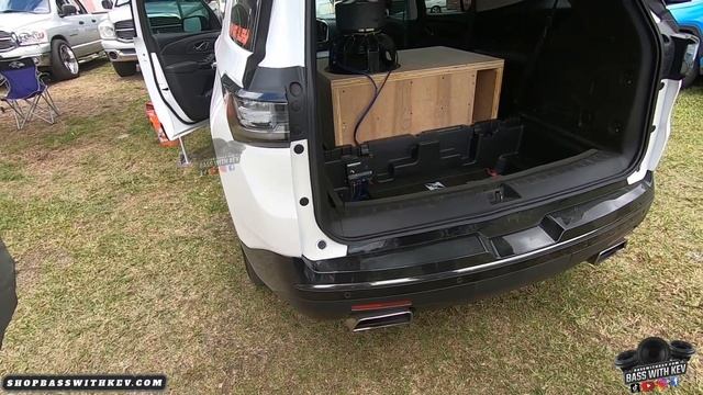 Chevrolet Traverse NEP AUDIO & SUNDOWN смотреть онлайн
