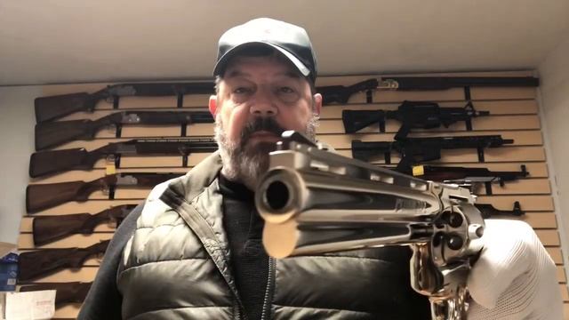 1981 COLT PYTHON: NICKEL Masterpiece! смотреть онлайн