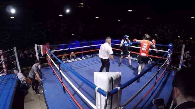 Ultra White Collar Boxing | Leeds Ring 2 | Matthew Carr VS Richard Barker смотреть онлайн