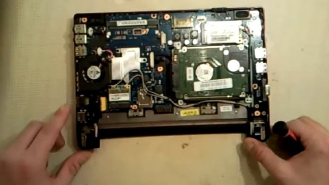 Disassembly Samsung Netbook Repair Change N150 Endi HDD Replace смотреть онлайн