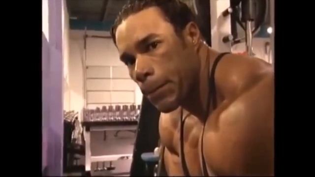 pov: you'r kevin levrone смотреть онлайн