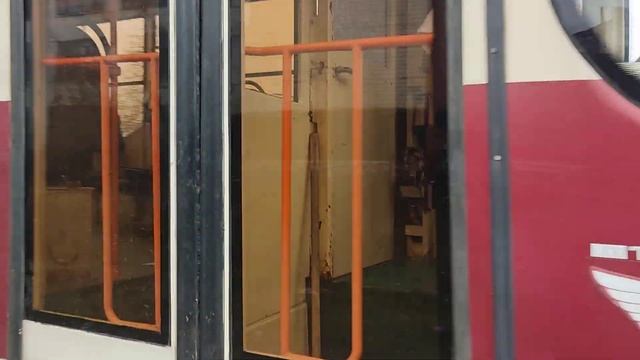 Трамвай 71-407 по маршруту №3 "Московский вокзал - Щегловская засека" смотреть онлайн