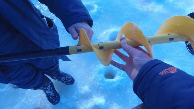 Шнек Mora Ice Bee после лета хранения на балконе. Что с ним стало... Mora Ice Bee problems. смотреть онлайн