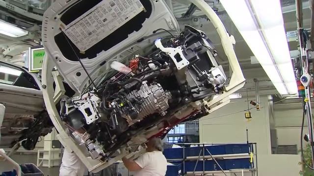 Как собирают Volkswagen e-Golf смотреть онлайн