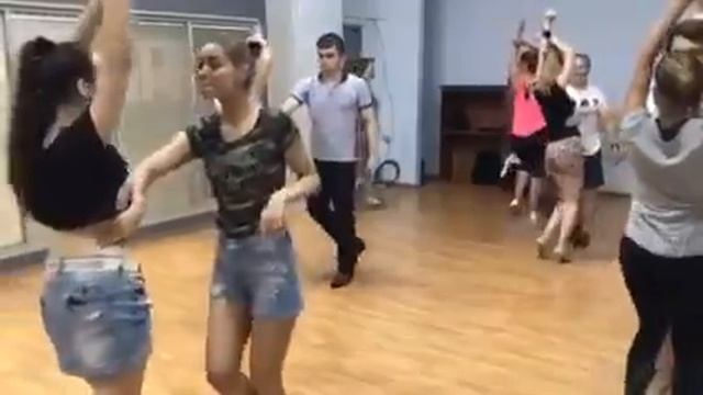 Связка по бачате от Spicy salsa 3 смотреть онлайн