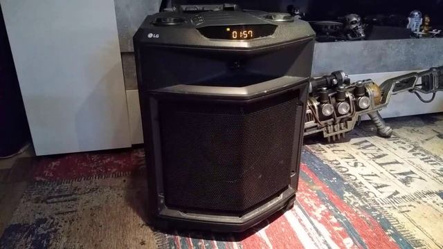 Sound Test LG FJ3 Mono Lautsprecher (50W, Bluetooth, USB, FM Radio) смотреть онлайн