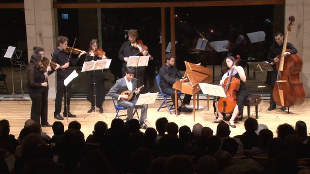 Antonio Lucio Vivaldi - mandolin concerto RV 425 - I) Allegro смотреть онлайн