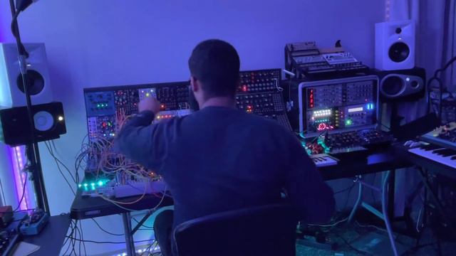 05.04.22 Eurorack Session смотреть онлайн