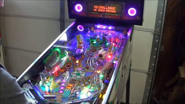 WORLD CUP SOCCER PINBALL MACHINE - BY BALLY 1994 смотреть онлайн