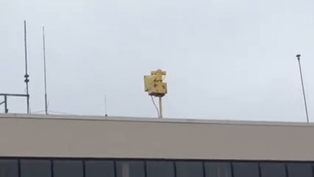 Federal Signal Thunderbolt 1003 Noon Blast (rotation) East Farmingdale NY (3/29/18)