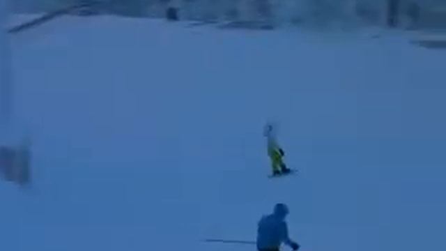 Сноуборд в Руке смотреть онлайн