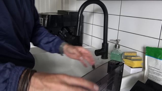 Delonghi Magnifica S reinigen und Schimmel vorbeugen - Reinigung Kaffeemaschine Delonghi Magnifica