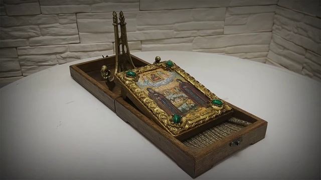 Подарочная маленькая икона Петра и Февронии Муромских с камнями смотреть онлайн