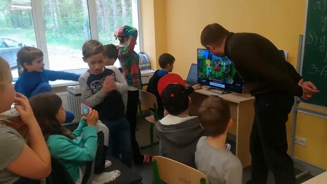 Bristar. Детские развивающие игры. Школа Папайя