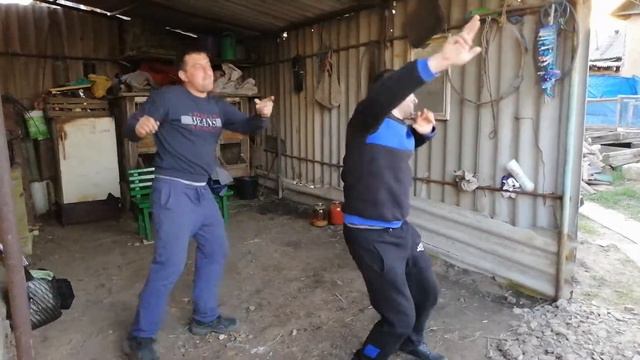 Почему так больно смотреть онлайн