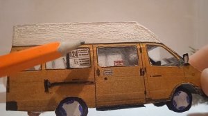 ГАЗ 322132 из Бумаги и картона