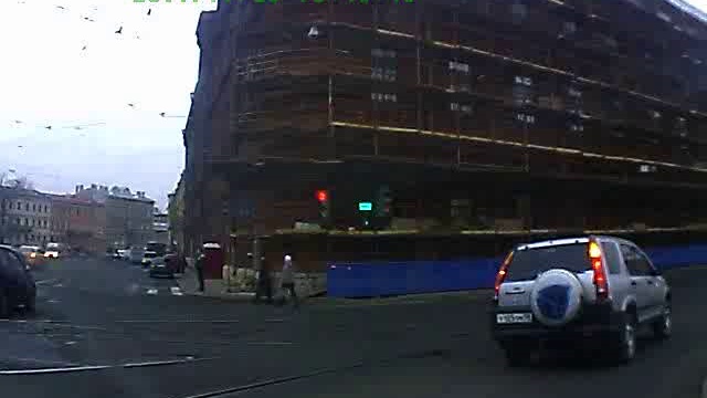 Ловушка ДПС-Съезд с Мало-Калинкиного моста в сторону Садовой ул.(.п.9.6 ч.4 ст.12.15)