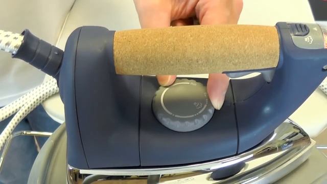 Как пользоваться утюгом с парогенератором Grand Master GM-530? Видео инструкция. смотреть онлайн