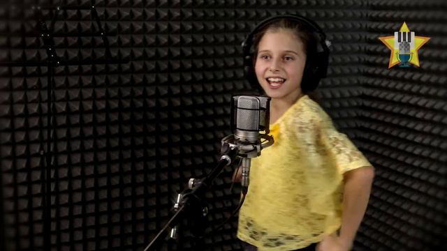 Амалия Пономарёва - Петухи запели смотреть онлайн