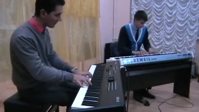 Ludovico Einaudi, Le onde дует фортепиано смотреть онлайн