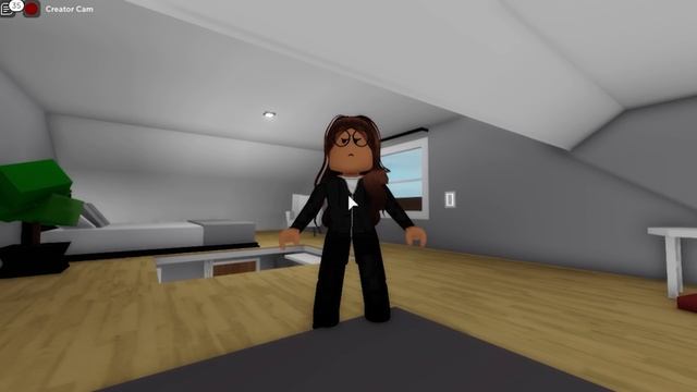 Роблокс СТРОГАЯ Мама против ВЕСЕЛОЙ Мамы ??? смотреть онлайн