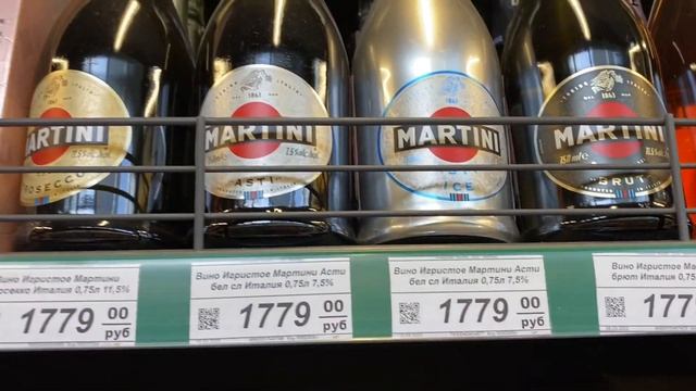 Ялта сегодня. "ЯБЛОКО" и многое другое. Крым 2022. смотреть онлайн