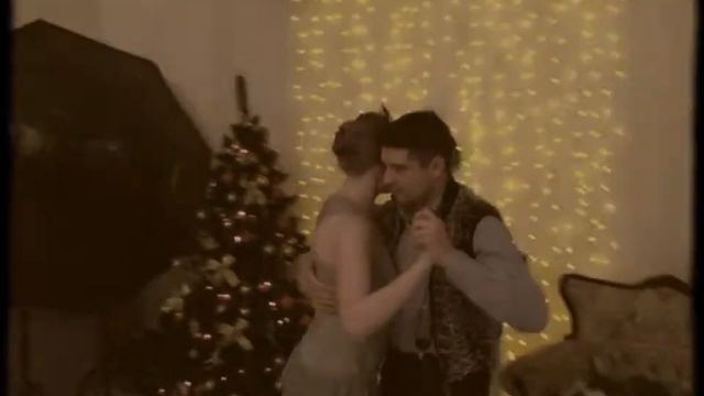 Новый год 2016. Танцуем, ожидая скатерть самобранку смотреть онлайн