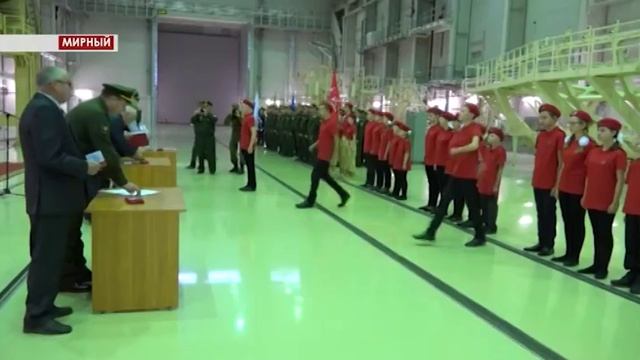 ВСТУПИЛИ В "ЮНАРМИЮ" смотреть онлайн