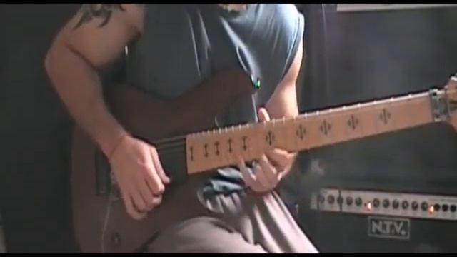 El Guitarrista Enmaskarado - Calentando смотреть онлайн