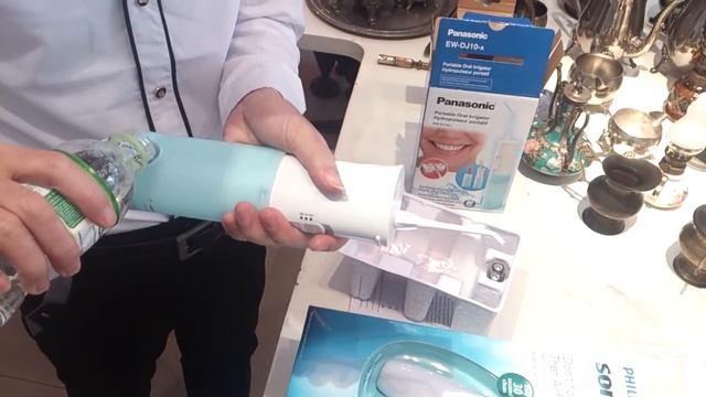 Hitech USA: máy xịt tia nước vệ sinh răng miệng (tăm nước) của hãng Panasonic, Philips смотреть онлайн