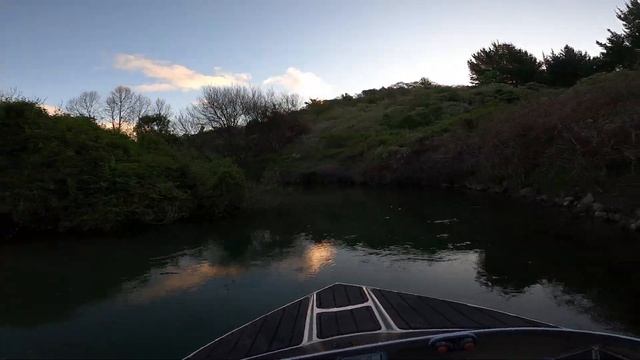 mini jet boat 2m смотреть онлайн