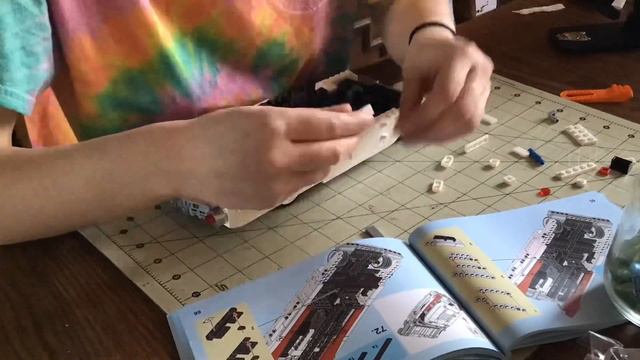 The Adventures of Mom and Em - Em build Ecto-1￼ смотреть онлайн