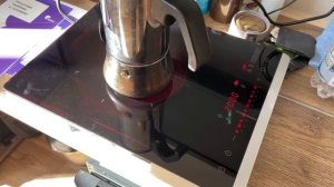 Почему я таскаю за собой плиту Kitfort KT-146. Приготовил шикарный кофе для теста!