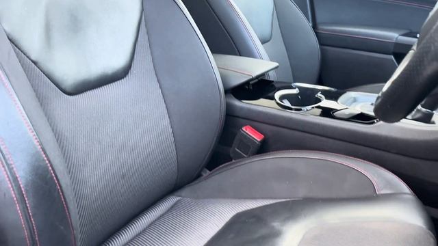 Used Ford Mondeo 2.0 TDCi ST-Line Edition Powershift in White - EN18MXX - Wrexham Volkswagen смотреть онлайн