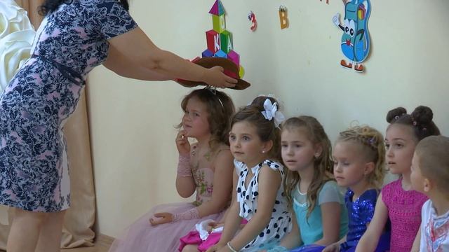 Выпускной утренник в детском саду 03 смотреть онлайн