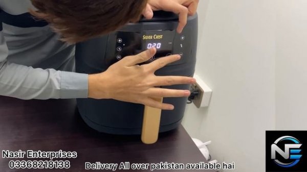 Silver Crest 8-L digital air fryer