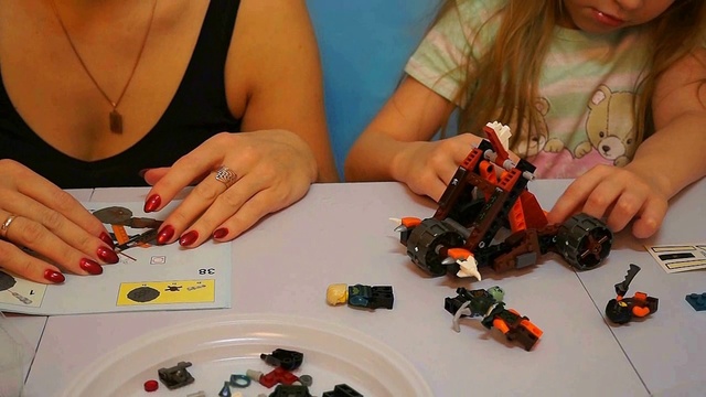 Лего собираем конструктор Ниндзяго Зеленый дракон Лойда