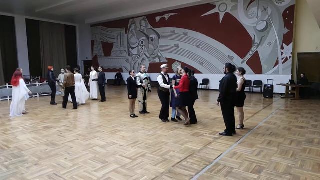 Неопознанный летающий объект (Кадриль Летучая мышь) - Вечеринка на Вавилоне-5, 1.02.2020г смотреть онлайн