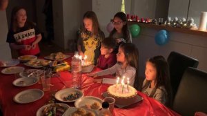 ДЕНЬ 21 / У Ксюши АНГИНА / Отмечаем ДЕНЬ РОЖДЕНИЯ Макса и Каролины