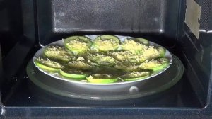 Быстро и вкусно | Кабачки с сыром в микроволновке