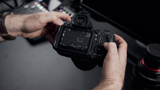 How to Format Media on my Canon R5c смотреть онлайн