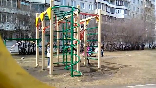 Я и Егор подглядываем за Арину