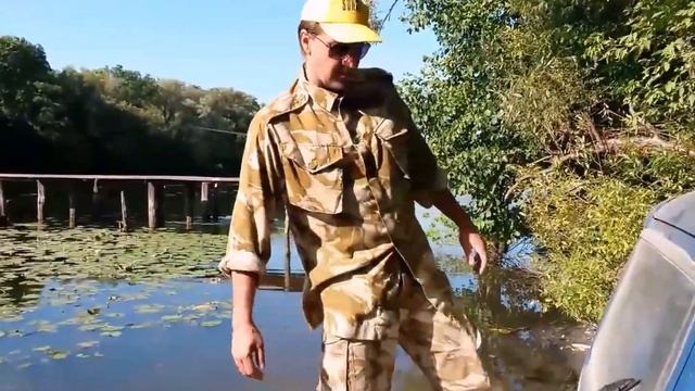 спуск на воду, покатухи и погрузка на лодочный прицеп лодки Sealark 390 Penguin смотреть онлайн