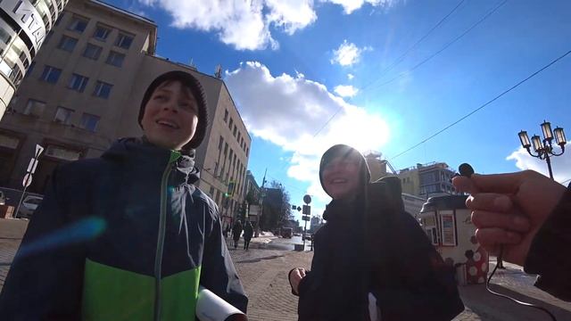 СОЦИОЛОГИЧЕСКИЙ ОПРОС У ГРАЖДАН))) смотреть онлайн